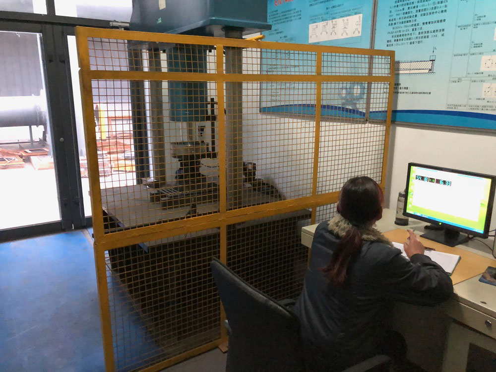 檢測(cè)設(shè)備