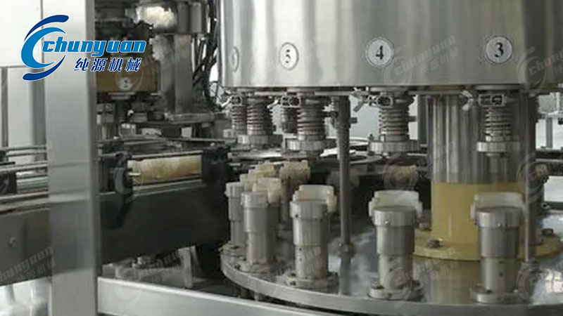 易拉罐碳酸飲料灌裝機2 易拉罐碳酸飲料灌裝機2